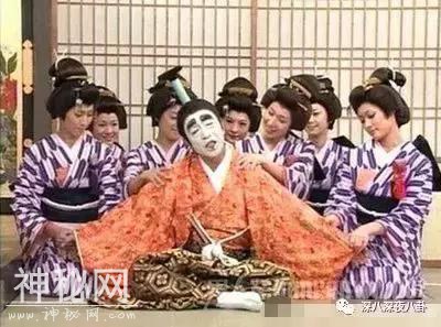 刘谦换壶：他当年为什么被封杀？-44.jpg