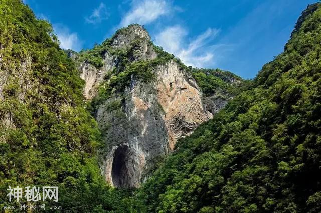成都边上藏了个“地质天书、旷世幽谷”是不输张家界的天然大峡谷-28.jpg