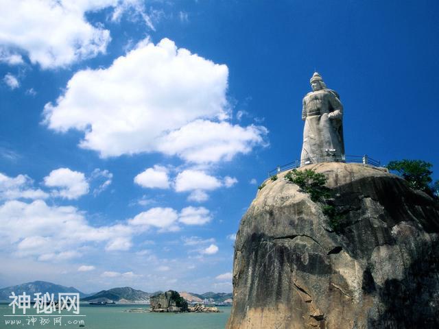福建老农上山采石，意外发现一明代古墓，郑成功百年污点被洗白-6.jpg