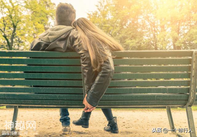 直女是什么意思 和钢铁直男是同一星球生物-1.jpg