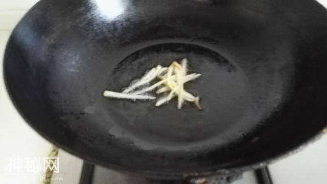 注意！香菇“脏物”，清水洗不净，加“它”冲泡，杀虫卵，灭细菌-4.jpg