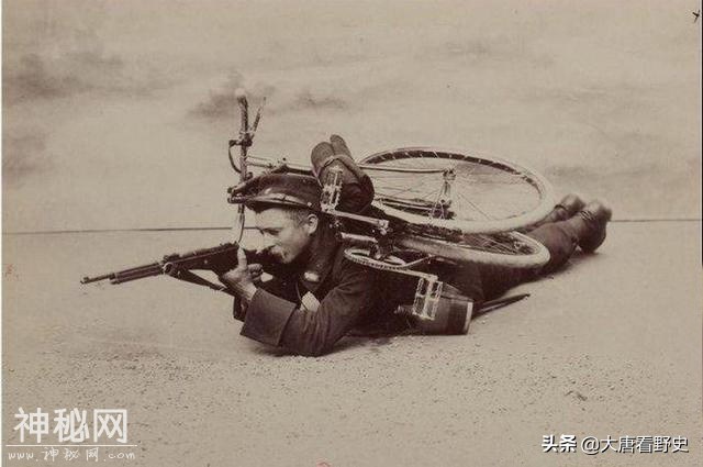老照片，1890年骑自行车的法国侦察兵-9.jpg