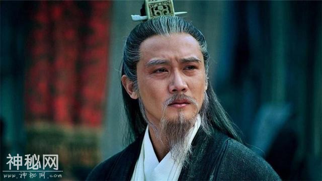 成都发现三国古墓，出土一件诸葛亮遗物，专家：诸葛亮真是神人-1.jpg