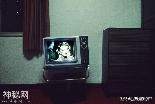 如何拍出超酷的未来科幻风？赛博朋克摄影技巧-20.jpg