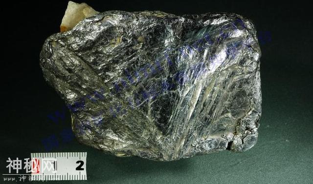 我国15种金属矿产资源地质成矿特征-11.jpg