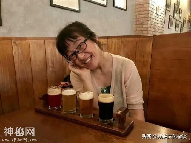 余秀华：我写的诗很人文情怀，看不起我的那些人，他们就是流氓-5.jpg