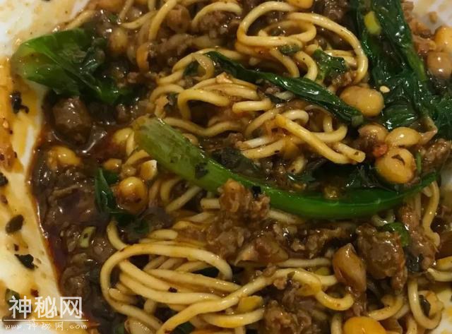 陈晓卿 | 如何吃好一碗豌杂面-7.jpg