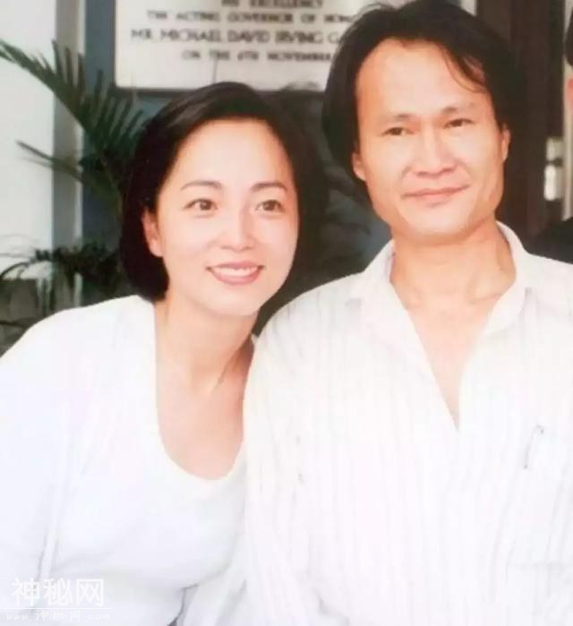 他是传奇的僵尸道长，也是李小龙的挚交，身患绝症却骗过所有人-6.jpg