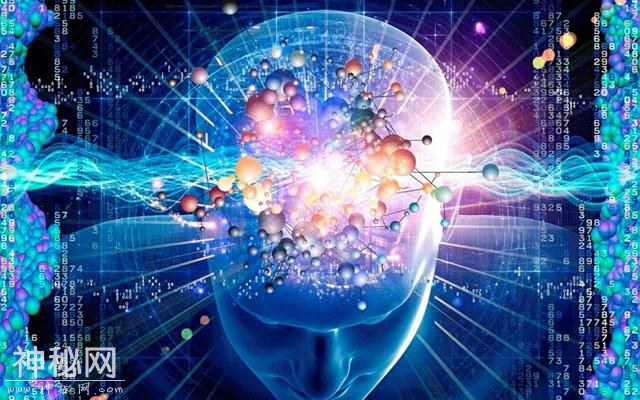 科学家解密：宇宙其实是一个生命体，万物皆被其操控-4.jpg