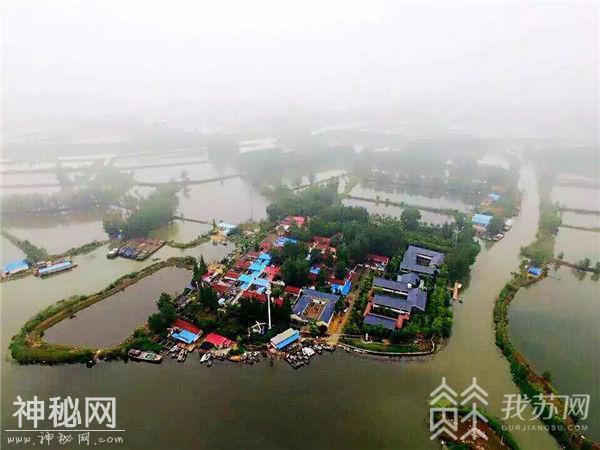 划船行医，守护173户渔民半个世纪 岛医谭庆云：只要身体允许我会一直干下去-1.jpg