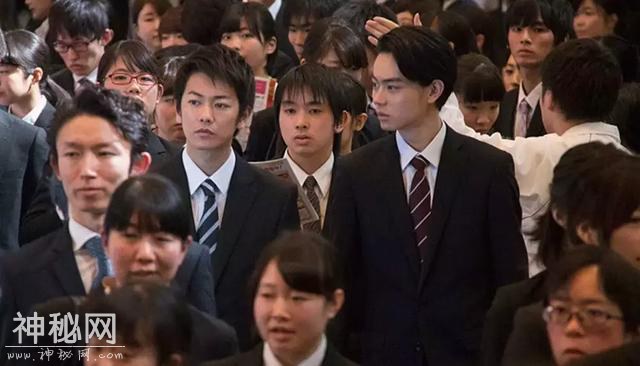 真实故事：从公务员岗位辞职后，我终于过上了稳定的生活-2.jpg