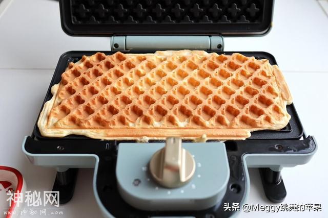 这种小甜点有200多年历史了，不用烤箱也能做，酥脆香软总吃不够-17.jpg