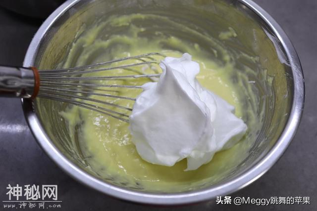 这种小甜点有200多年历史了，不用烤箱也能做，酥脆香软总吃不够-11.jpg