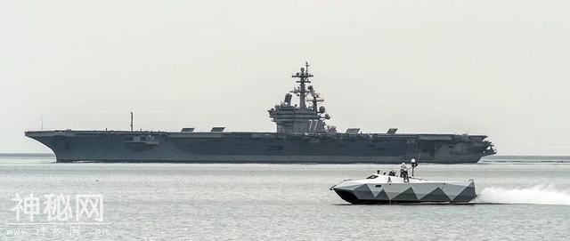 海豹突击队“科幻坐骑”曝光！隐身功能对大型舰艇有“致命威胁”-2.jpg