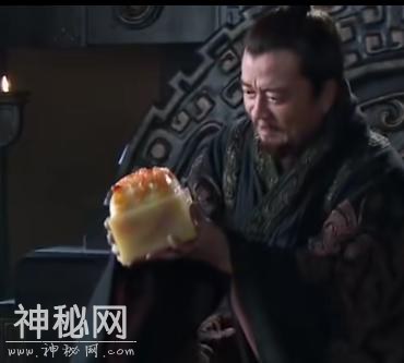 秦始皇的传国玉玺失踪成谜，至今玉玺的下落也是扑朔迷离-3.jpg