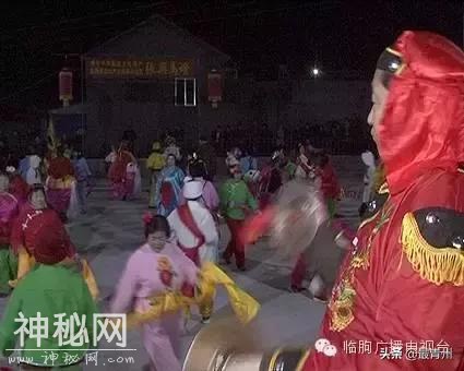 临朐民俗｜临朐非物质文化遗产：张兴马灯-1.jpg