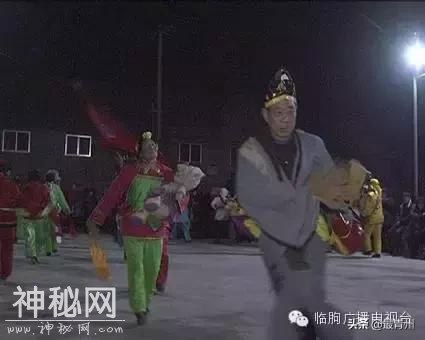 临朐民俗｜临朐非物质文化遗产：张兴马灯-5.jpg