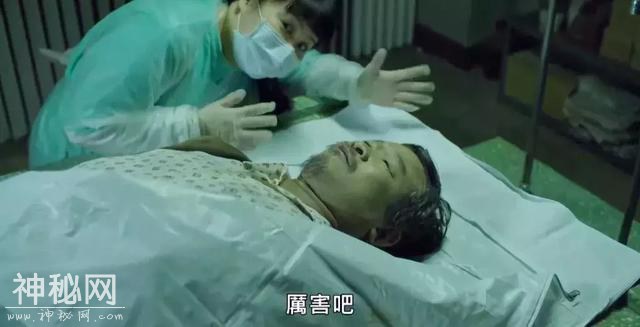 豆瓣8.2分，这部鬼片要火-23.jpg