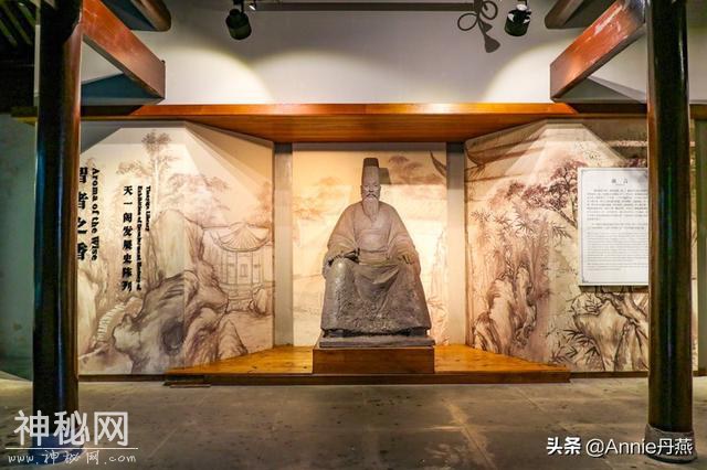 中国拥有400多年历史的现存私人图书馆，位于浙江这个城市-13.jpg