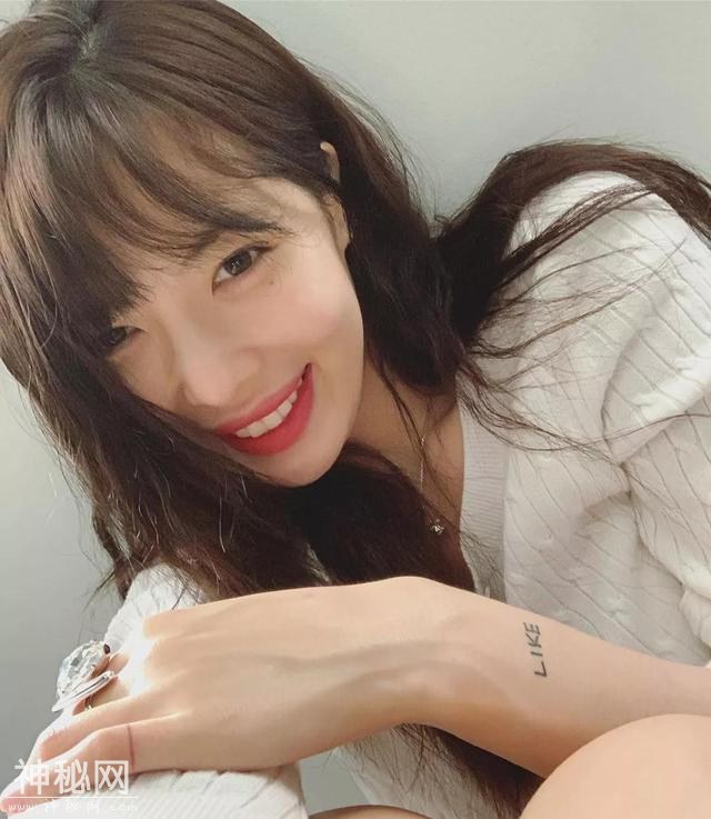 美妆UFO丨快来领取霸气冷美人周雨彤的独宠招数-10.jpg