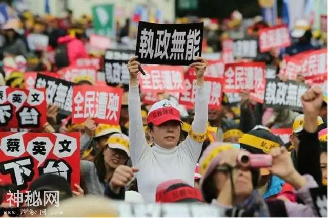 最近，美台眉来眼去，怎么看待这步险棋？-12.jpg