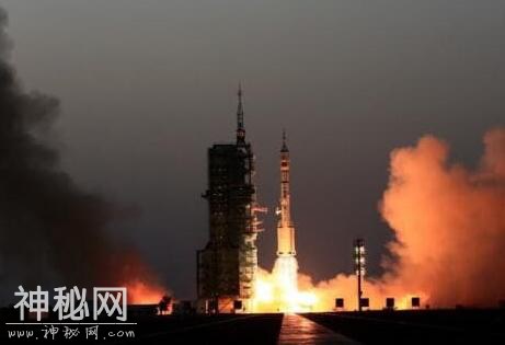 广告做上宇宙，中国太空白酒首秀，为了卖更贵？茅台、泸州老窖有话说-4.jpg