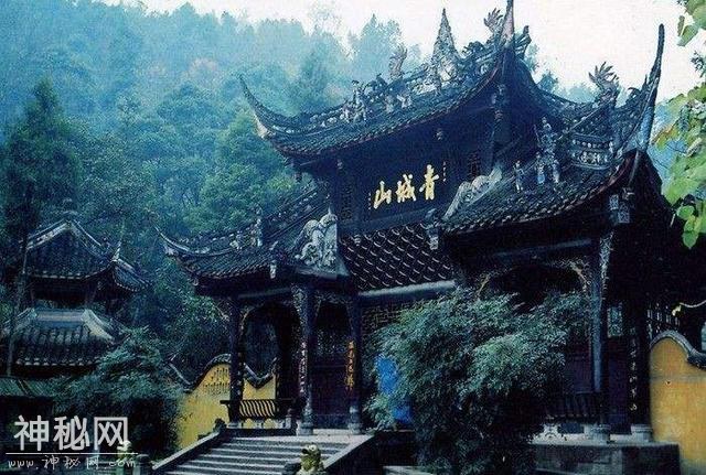这座山是道教天师祖庭，却被说成是“鬼山”，白素贞曾在此修炼？-5.jpg