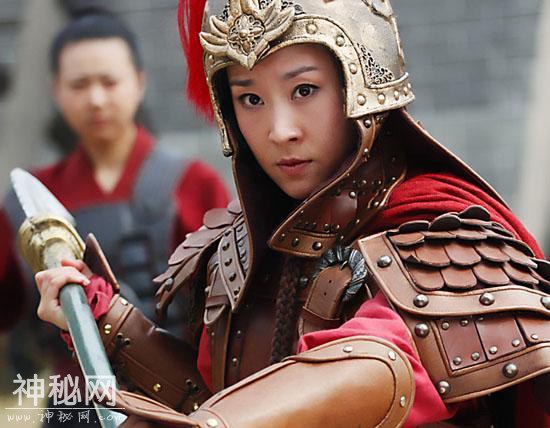 古代最牛女将，53岁挂帅出征，死后山崖也滴泪，位列四大巾帼英雄-1.jpg