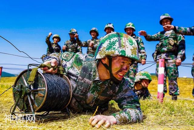 为什么美国不敢对中国动武？中国士兵都在研究世界地图，太可怕-1.jpg