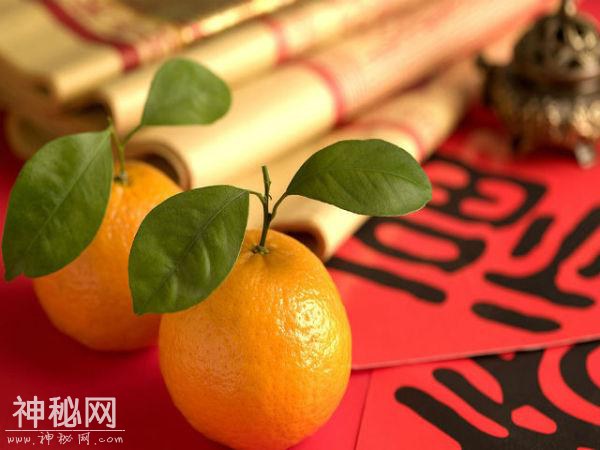世界各地过新年的那些奇特风俗-2.jpg