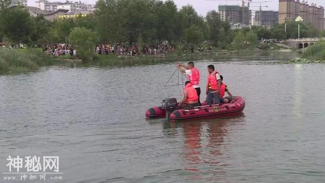 台州父子意外溺亡！发现时，父亲紧紧抱着2岁儿子-1.jpg