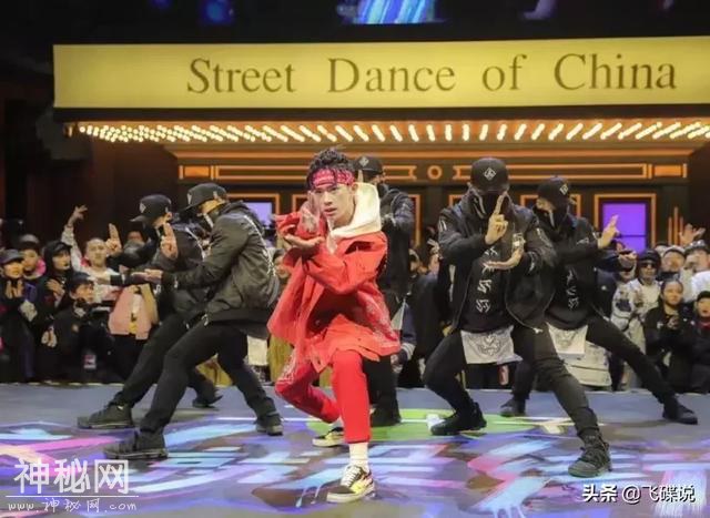 全网少女舔屏“现男友”？她们不过是看到了自己-37.jpg