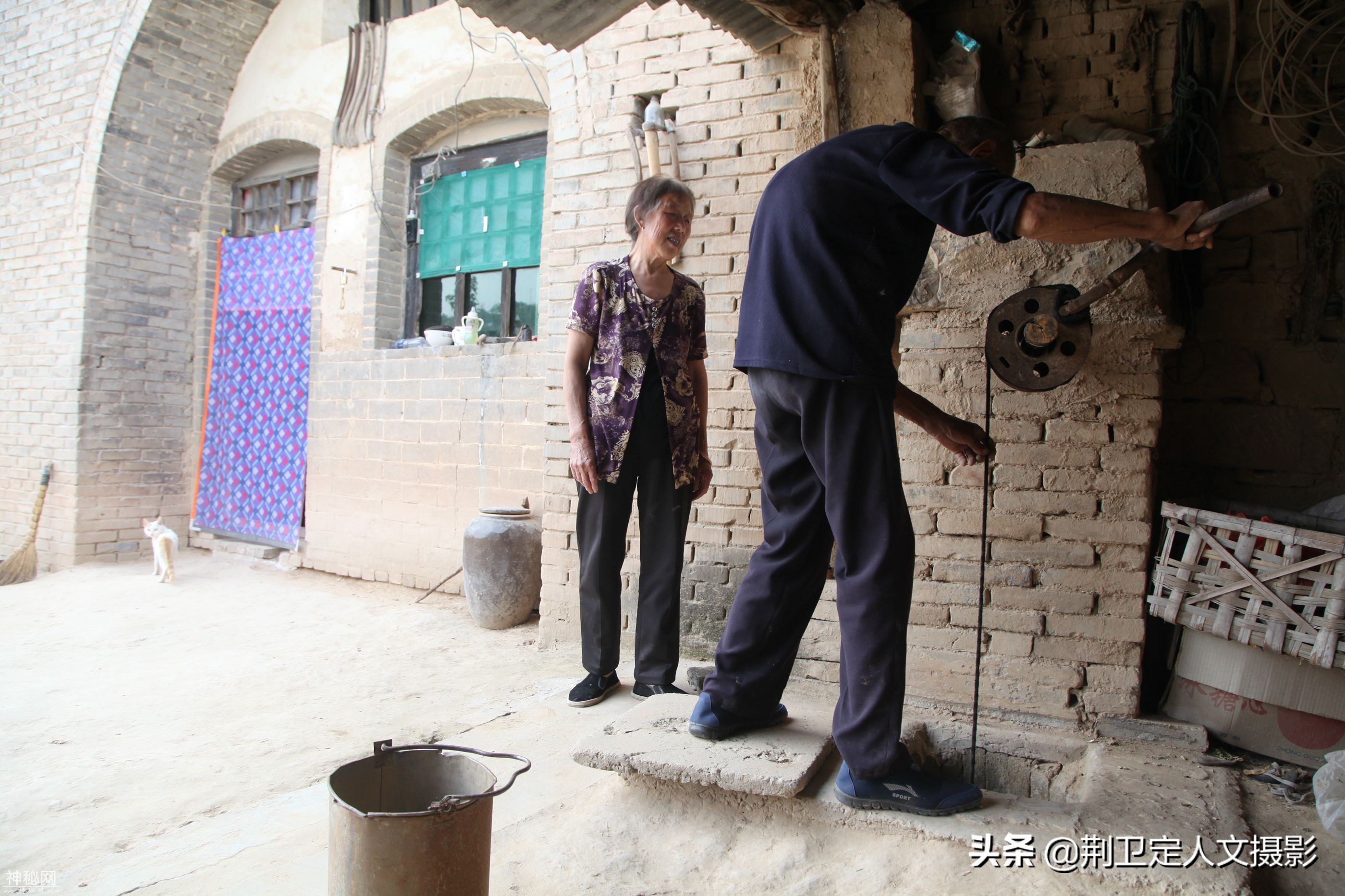 山西农村8旬老人建造“土冰箱”，32年不用电方法妙，看看啥样-3.jpg