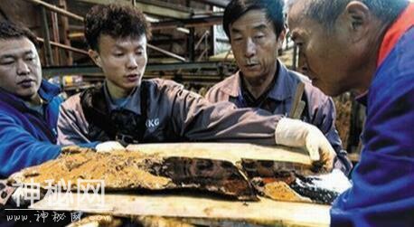 古墓被盗，盗墓贼却放过20亿的宝物，考古专家：他拿走会没命-3.jpg