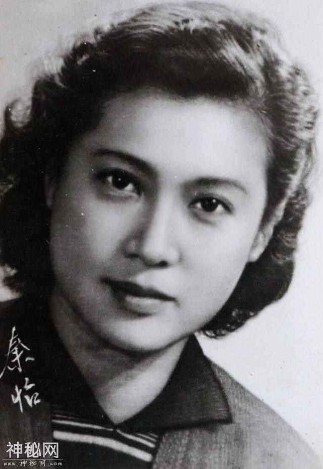 美人不迟暮：即便婚姻不幸，身患绝症，但98岁秦怡依然笑对人生-5.jpg
