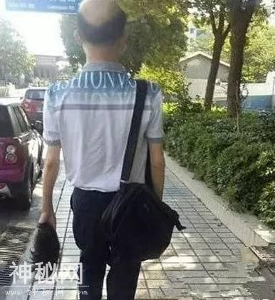 入伏了, 天热了, 发个笑话给你解解暑, 不笑你揍我！-11.jpg