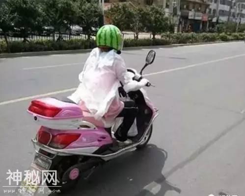 入伏了, 天热了, 发个笑话给你解解暑, 不笑你揍我！-13.jpg