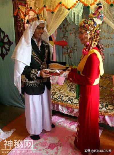 「趣闻」越南奇葩的风俗：结婚当晚新娘要和前男友洞房-2.jpg