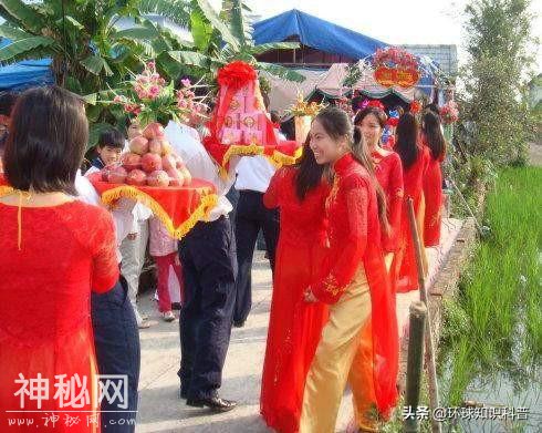 「趣闻」越南奇葩的风俗：结婚当晚新娘要和前男友洞房-4.jpg