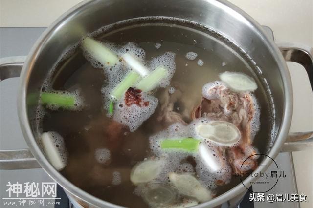 你经常丢掉的东西，和萝卜一起煮汤，解暑降火，天热喝比鸡汤好-5.jpg