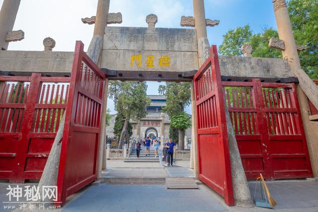 世界建筑史上的“孤例”，仿故宫修建，已有2497年历史-4.jpg