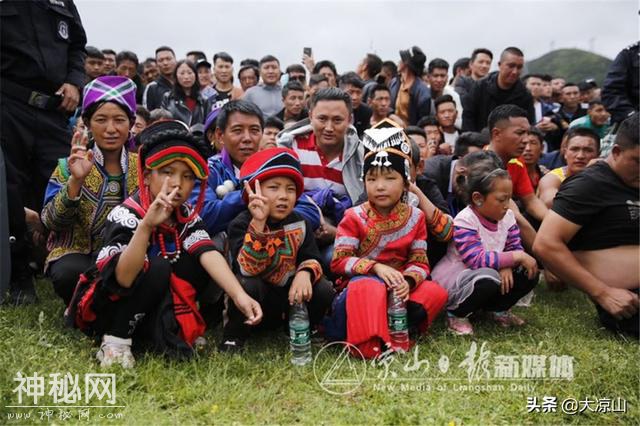 30张图，带你看尽2019昭觉谷克德彝族传统火把节民俗活动-26.jpg