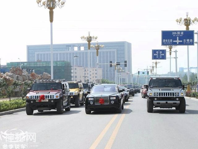 外形像丰田RAV4，车标却是UFO，这款国产车您未必见过-5.jpg