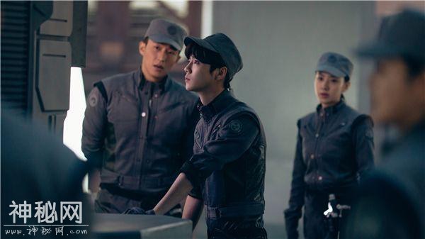 《上海堡垒》朝文艺片方向再努力点，将是文艺片中的好科幻片-5.jpg