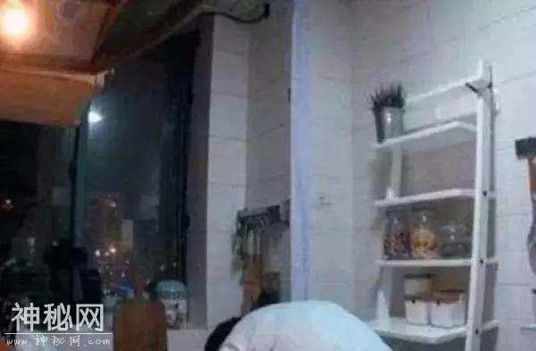杨迪家的房子也太搞笑了，面积小的可怜，连家具都要买“缩水版”-8.jpg