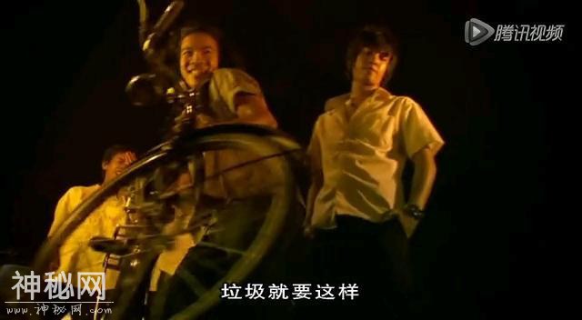 恐怖电影推荐第一夜：由几个故事组成的恐怖片（一）-17.jpg