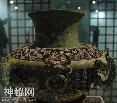 我国一青铜文物，出土时内藏40斤黄金，考古家称“这是史书”-4.jpg