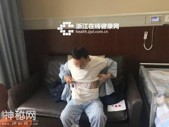 夏天穿两件厚羽绒服不停出冷汗，香港男子怪病缠身！来杭州治愈了……-1.jpg