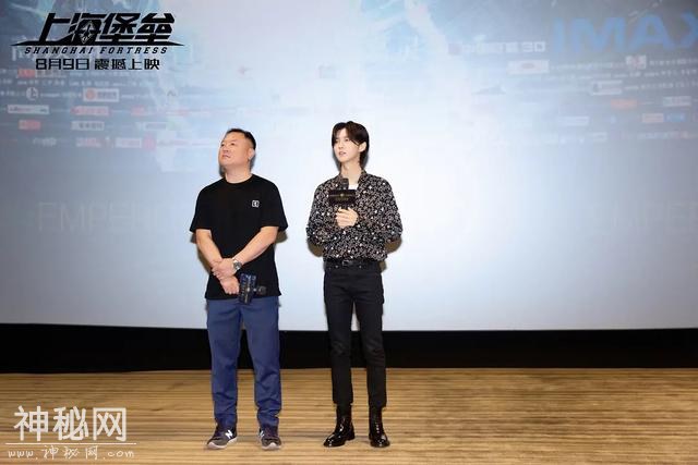 硬汉鹿晗肉搏外星人！《上海堡垒》的上限，10个亿不过分-4.jpg
