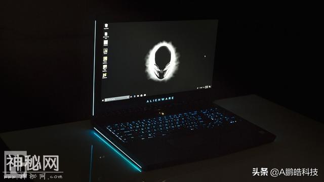 外星人 Alienware 17 R5：超级能打，最好看的性能怪兽-1.jpg